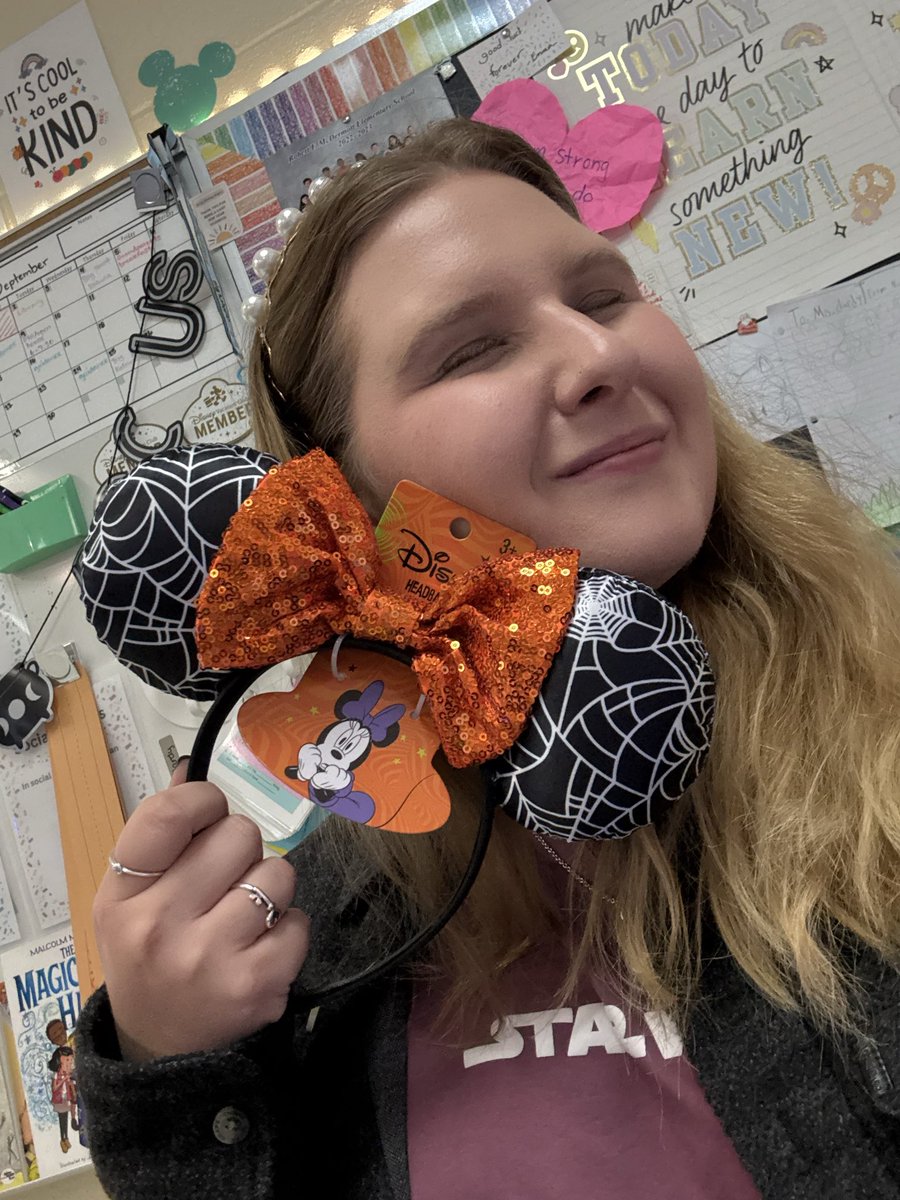 Patricia Clardy (@msclardy) on Twitter photo My coworkers know me the best and I love them for it🥰 Can’t wait to match them in the coming days! <a href="/NISDBRAUCHLE/">Cougar Pride</a> My coworkers know me the best and I love them for it🥰 Can’t wait to match them in the coming days! <a href="/NISDBRAUCHLE/">Cougar Pride</a>