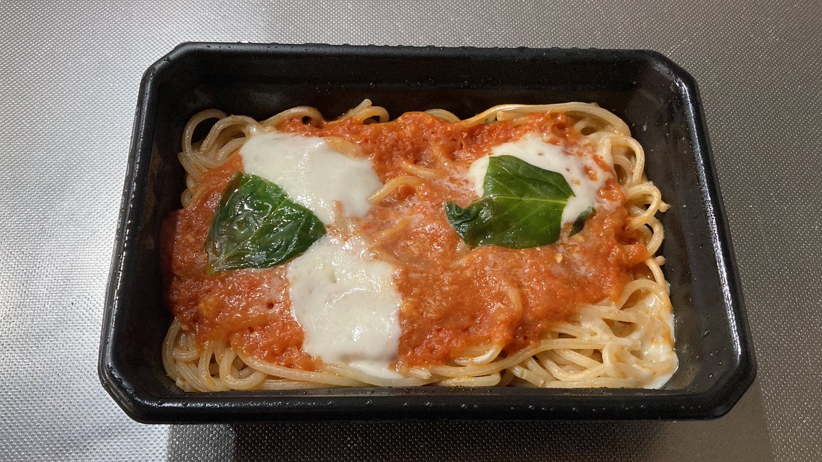 無職してわかったこと。

わたし収入がないと不安になるんだなって笑

だけど、今までの働き方で本当にいいのかなって疑問も残ってて。

いろんなことろに話しを聞きに行きながら、今の納得できる働き方を見つけたい。

贅沢な悩みかもだけど。

そうしなきゃ、同じことを繰り返す気がするんだよね。