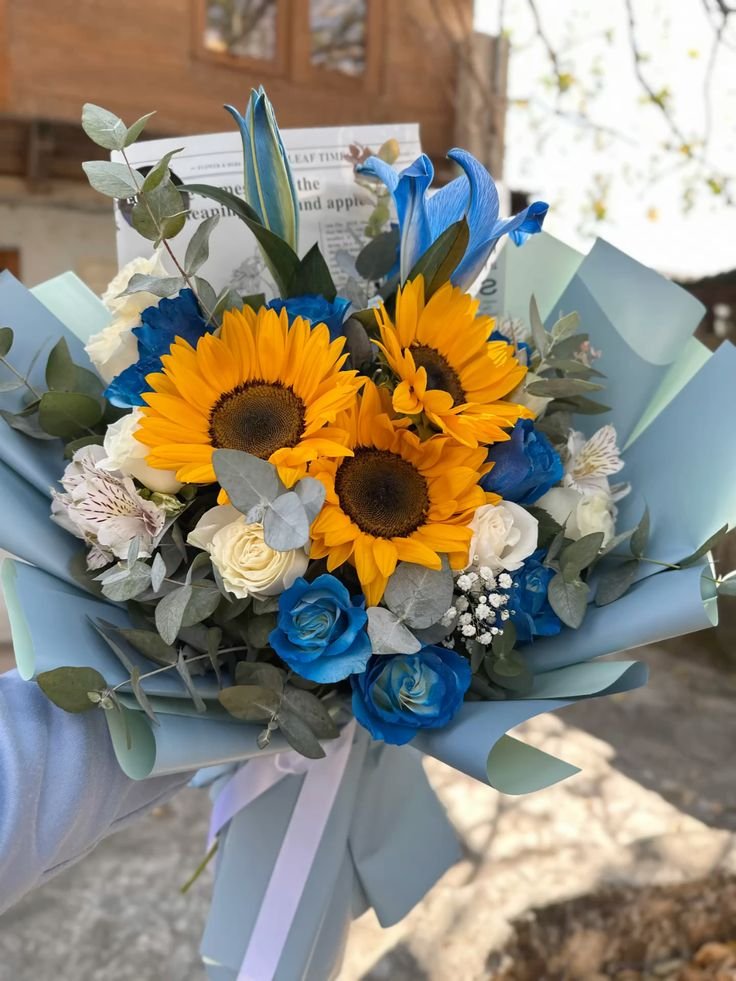 SUNFLOWER 🌻 tweet media