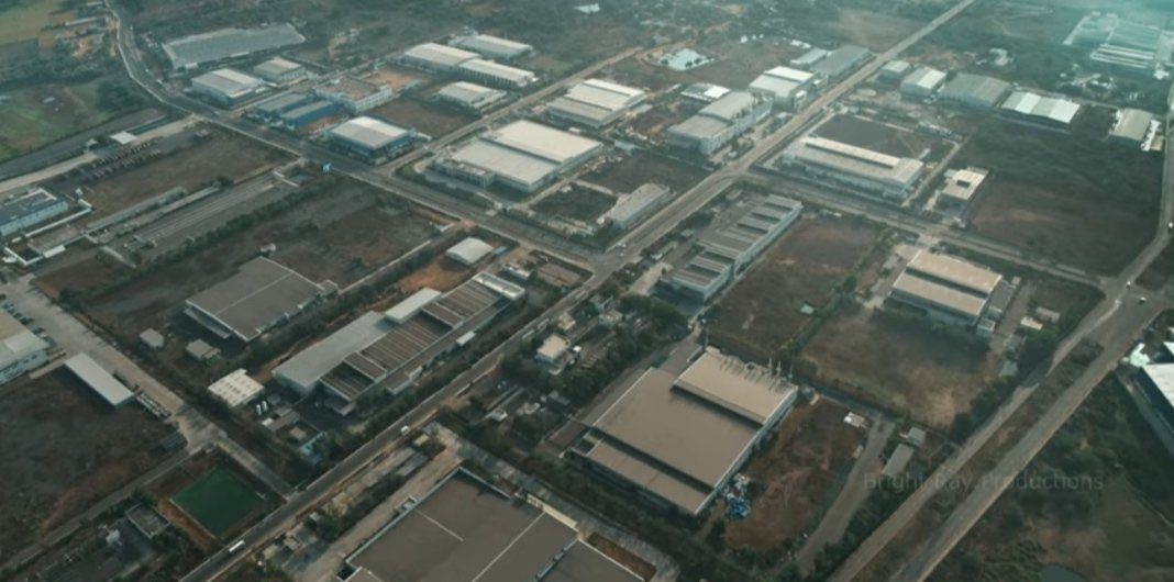 UpdatesChennai's tweet image. Yet another Sipcot for Chennai! Preliminary approvals has been sought for a new Industrial Park at Maduramangalam near CEAT Factory just bordering Parandur!
🔹 Area : 423 Acres
🔹 Project Cost : 531 Crs
🔹Projected Employment : 6,000-10,000 people
#InvestInTN #Sipcot 🏭👨‍🏭