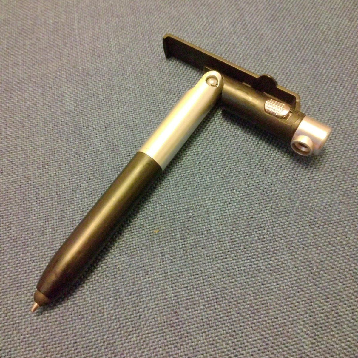 マヒト tweet media