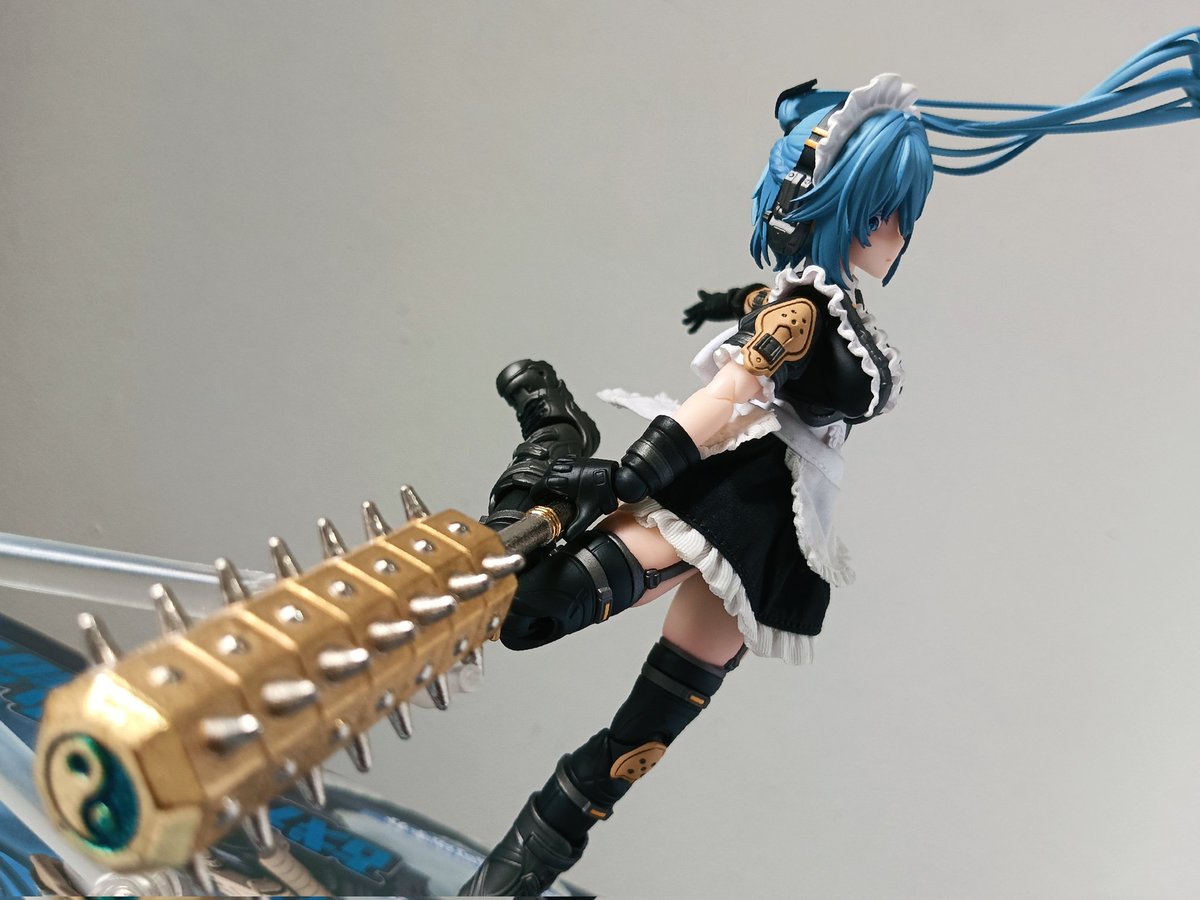 Keysiri_01's tweet image. Maid with window light from left side.
#スネイルシェル  
#蝸之殻  #SnailShell