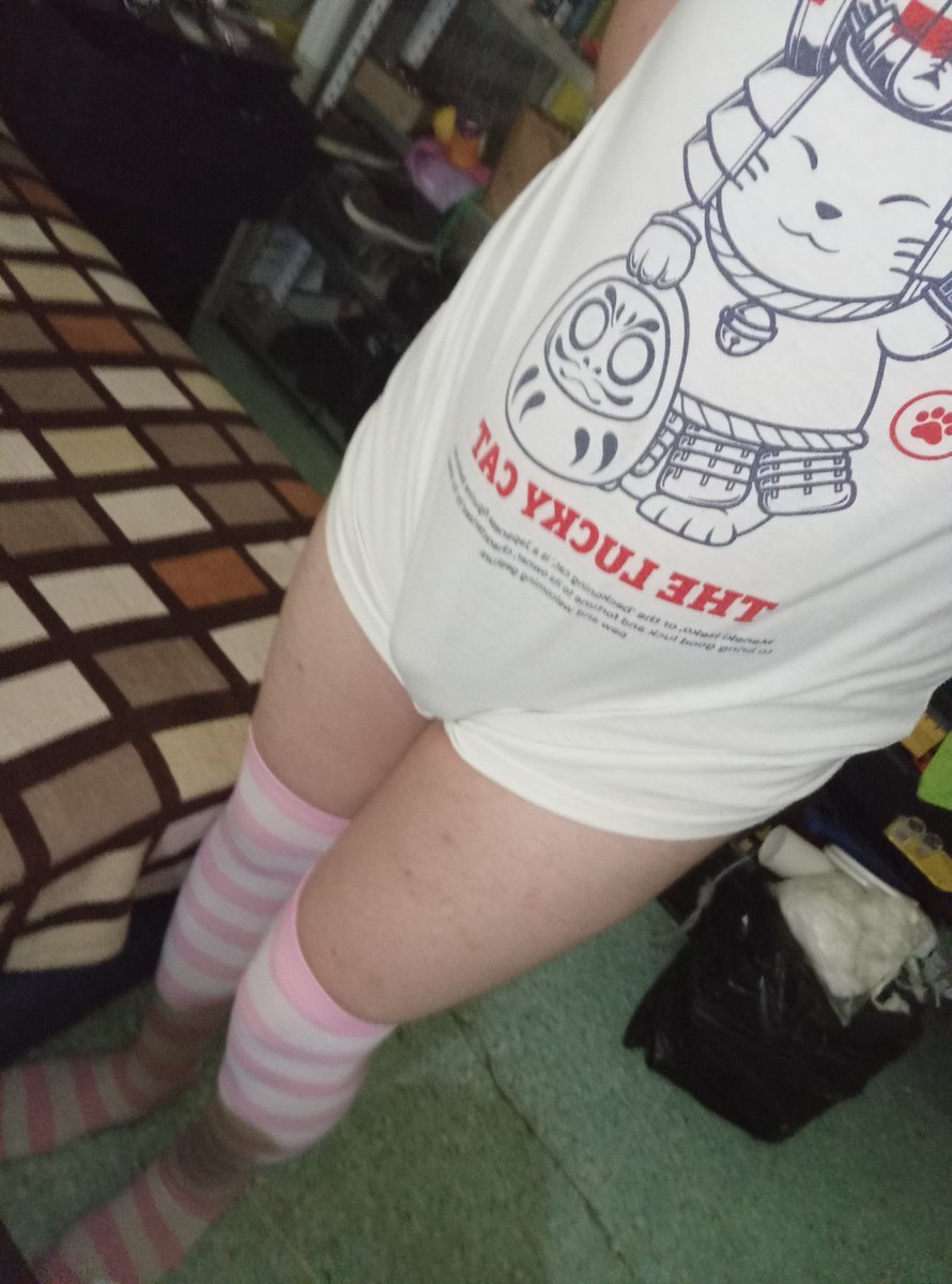 Hola chicos feliz martes #femboymexico #Femboycommunity #nsfwtwtًً #tummy