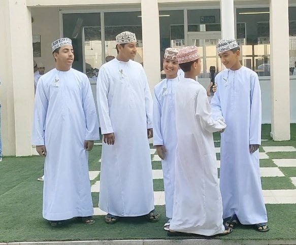 احتفلت المدرسة باليوم العالمي للصحة النفسية والذي يصادف العاشر من أكتوبر من كل عام ، من خلال تقديم برنامج إذاعي متميز وبإشراف من الأخصائي النفسي أ/ حمد الجهوري تناولت فقراته أهمية الصحة النفسية للفرد ودورها في التفاعل الإيجابي مع المشكلات والضغوطات على مستوى الفرد والمجتمع.