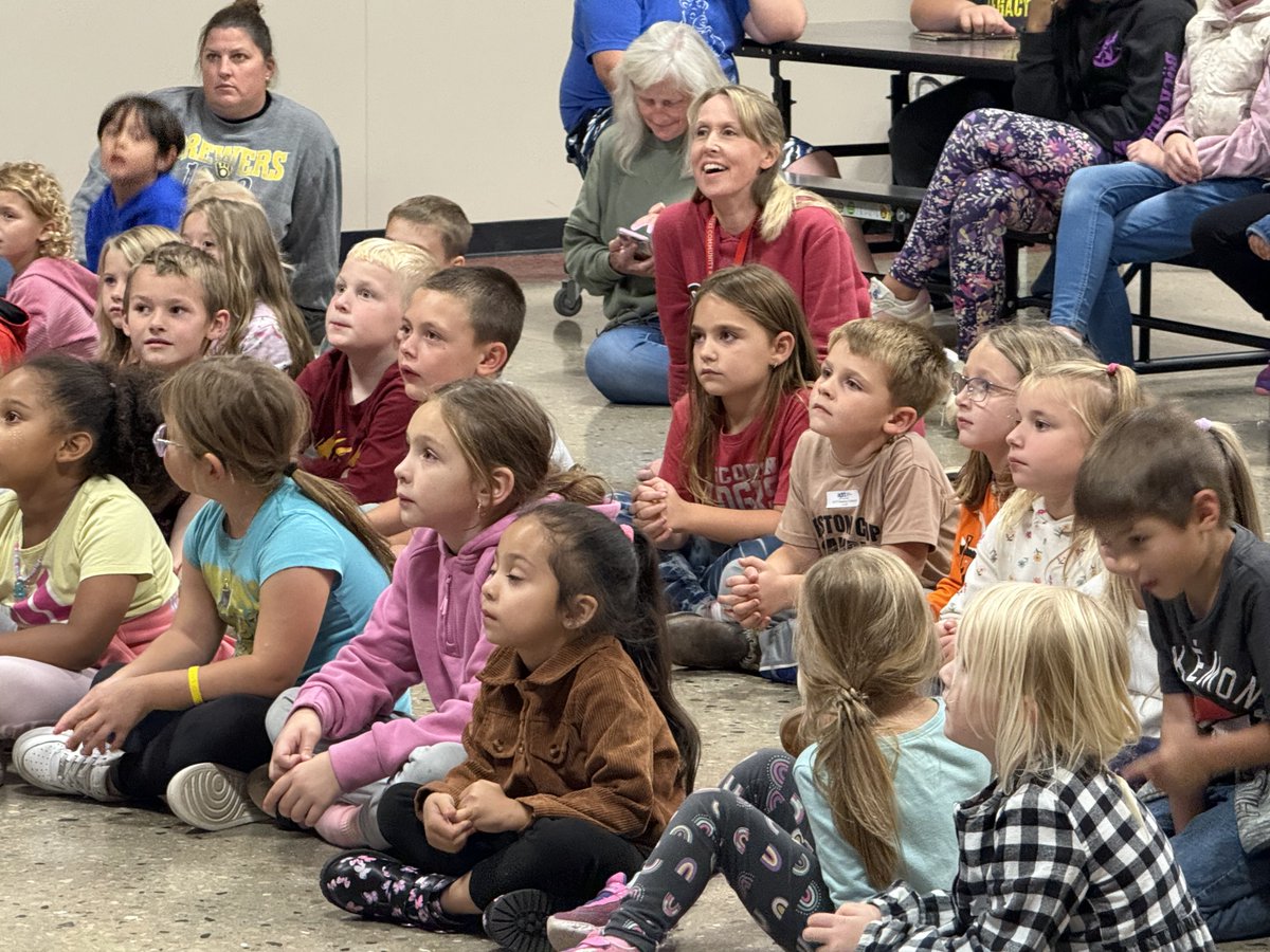 APTT #1 is in the books!! Watch for fun opportunities to win prizes when you snap a photo of at home learning!! Our students enjoyed a music program led by Randy Peterson! #RaiderStrong