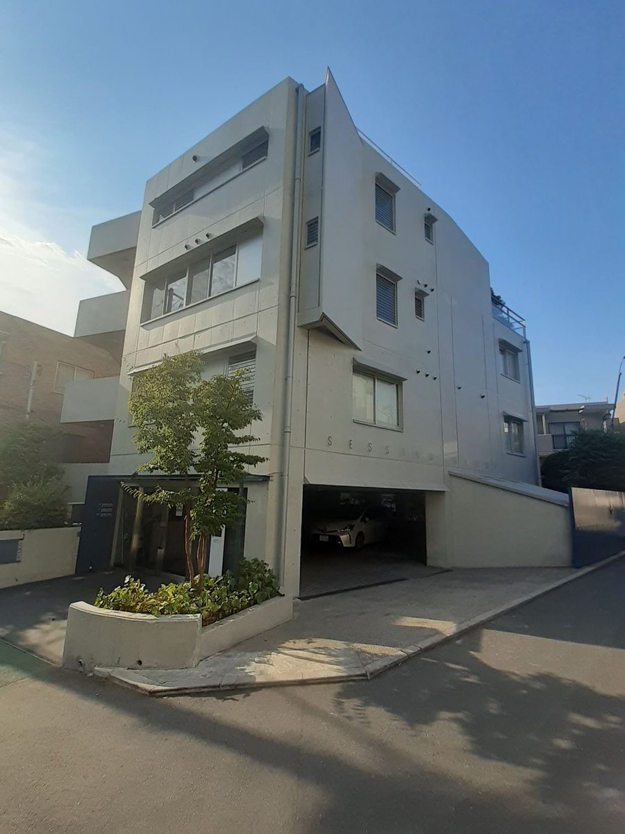 sessionhouse's tweet image. Xのフォロワーが3400フォロワーになりました🎉
いつも見てくださってありがとうございます！
これからも神楽坂からダンスとアートのある日々を届けます😄

#セッションハウス #神楽坂 
#コンテンポラリーダンス #ダンス
#ギャラリー