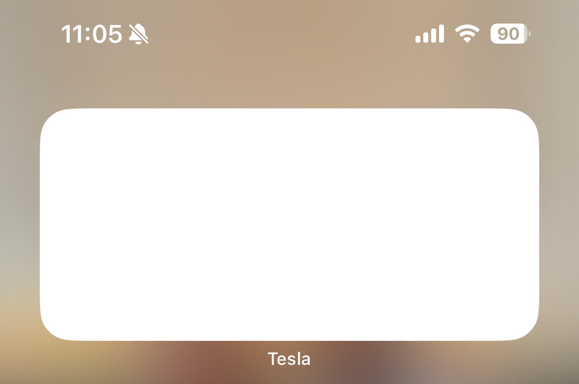 ShadrachArul's tweet photo. Anyone else facing a similar issue where the Tesla Widget is not working in iPhone? For me it’s just blank with a white screen. Anyone else? @Tesla @elonmusk @ModelYGuy #Tesla #TeslaModelY #TeslaPhone https://t.co/kBg2ZIA8qz