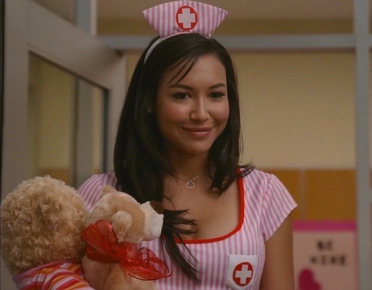 thinkernaya's tweet photo. happy international lesbian day to the most iconic lesbian ever seen on screen: santana lopez! https://t.co/l0t4cQq13T