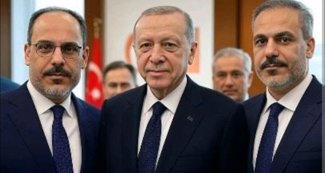 Türkiye 🇹🇷 Hamas ile terörist İsrail arasındaki anlaşmanın garantör ülkelerinden.

Sorumluluğumuz  daha da ağırlaştı.
Rabbim kolaylık versin.

#sabahnamazı