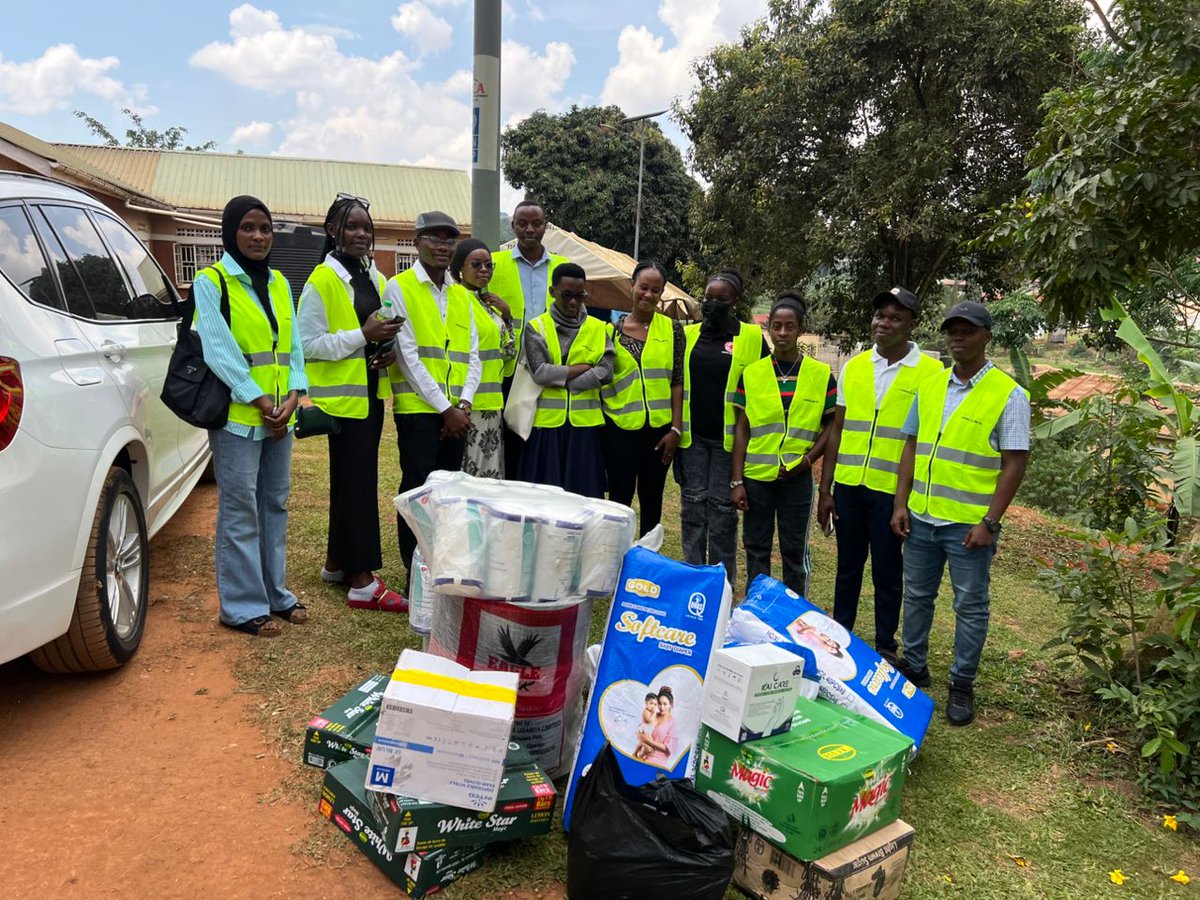 Good morning Ugandans 🇺🇬 it's our responsibility to make our country a better place 🤝 Happy independence Day 
#togetherweunstoppable.
#bethelight
#luminascares #UGAt63