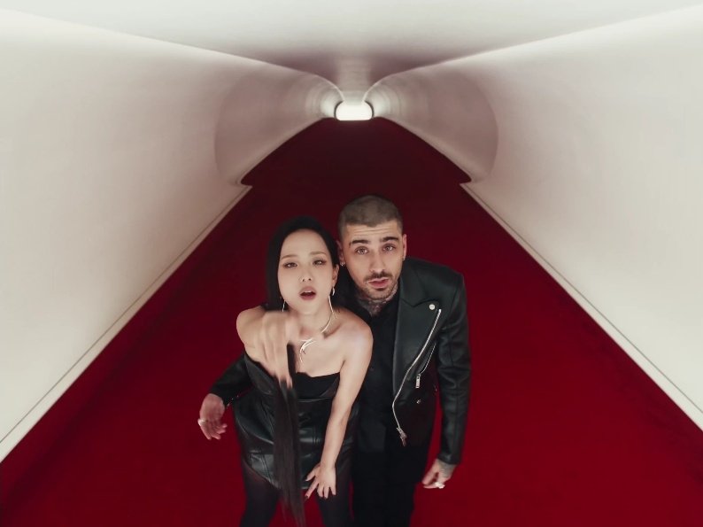 BAYILDIM BU GÖRÜNTÜYE
GÜZEL
HAŞMETLİ 
GÖRKEMLİ