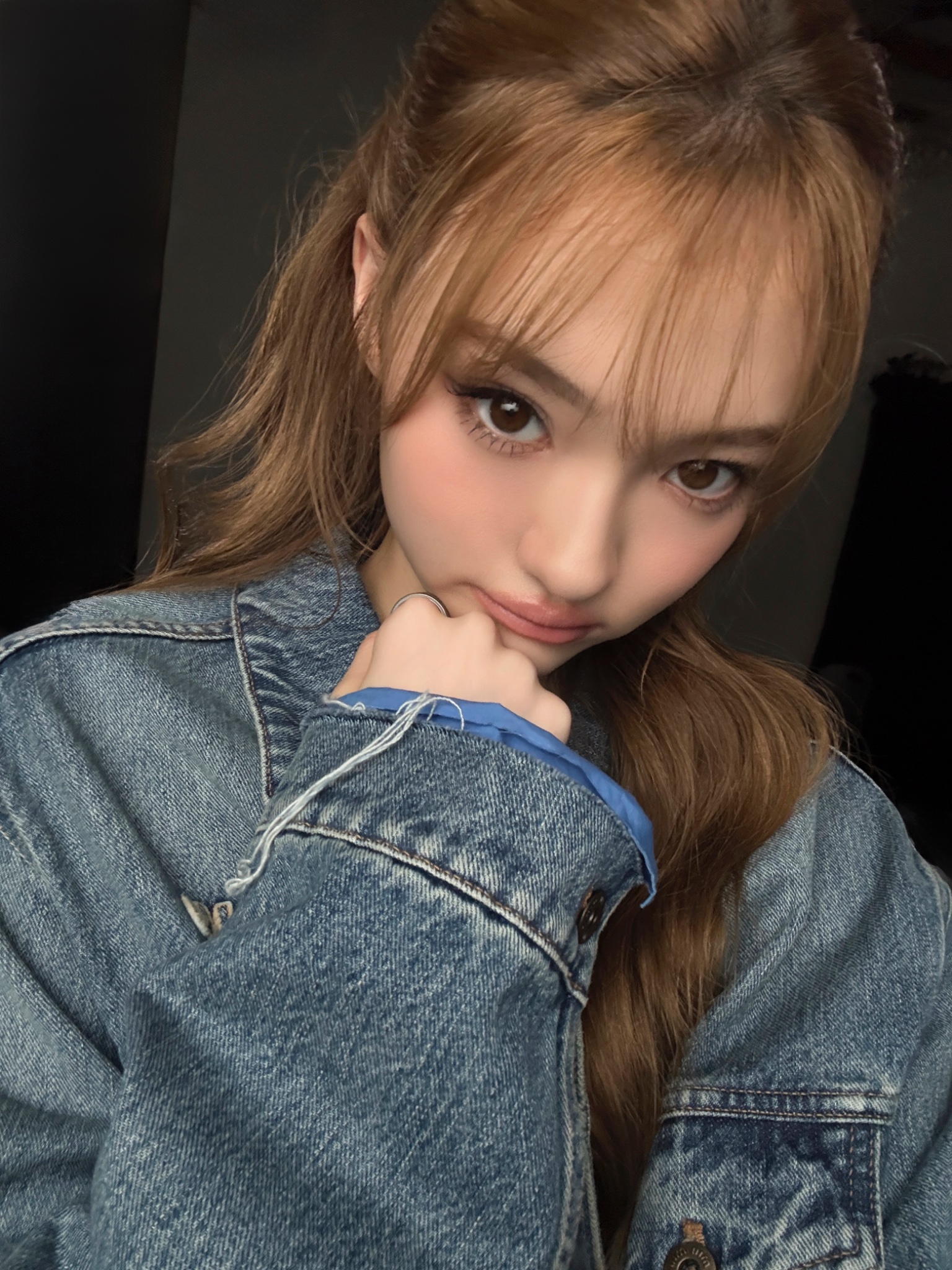 G2yoqh0bAAACgvs?format=jpg&name=large