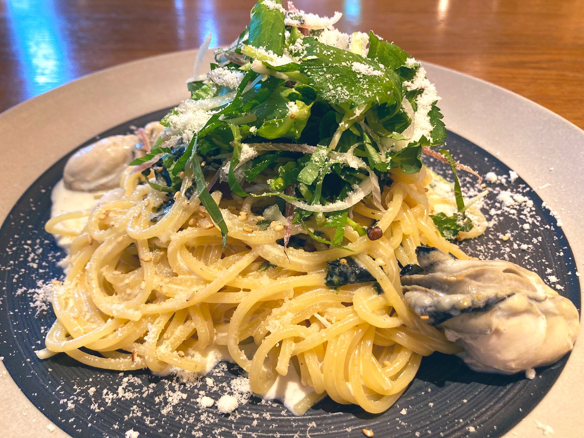 miracle2015aug's tweet photo. 牡蠣プリっなパスタ🍝
幸せランチ♡ https://t.co/JkLZvsTKyj