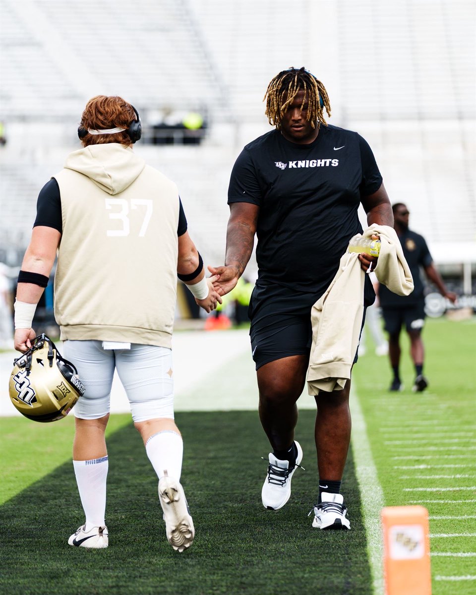 HOLO #13 tweet media