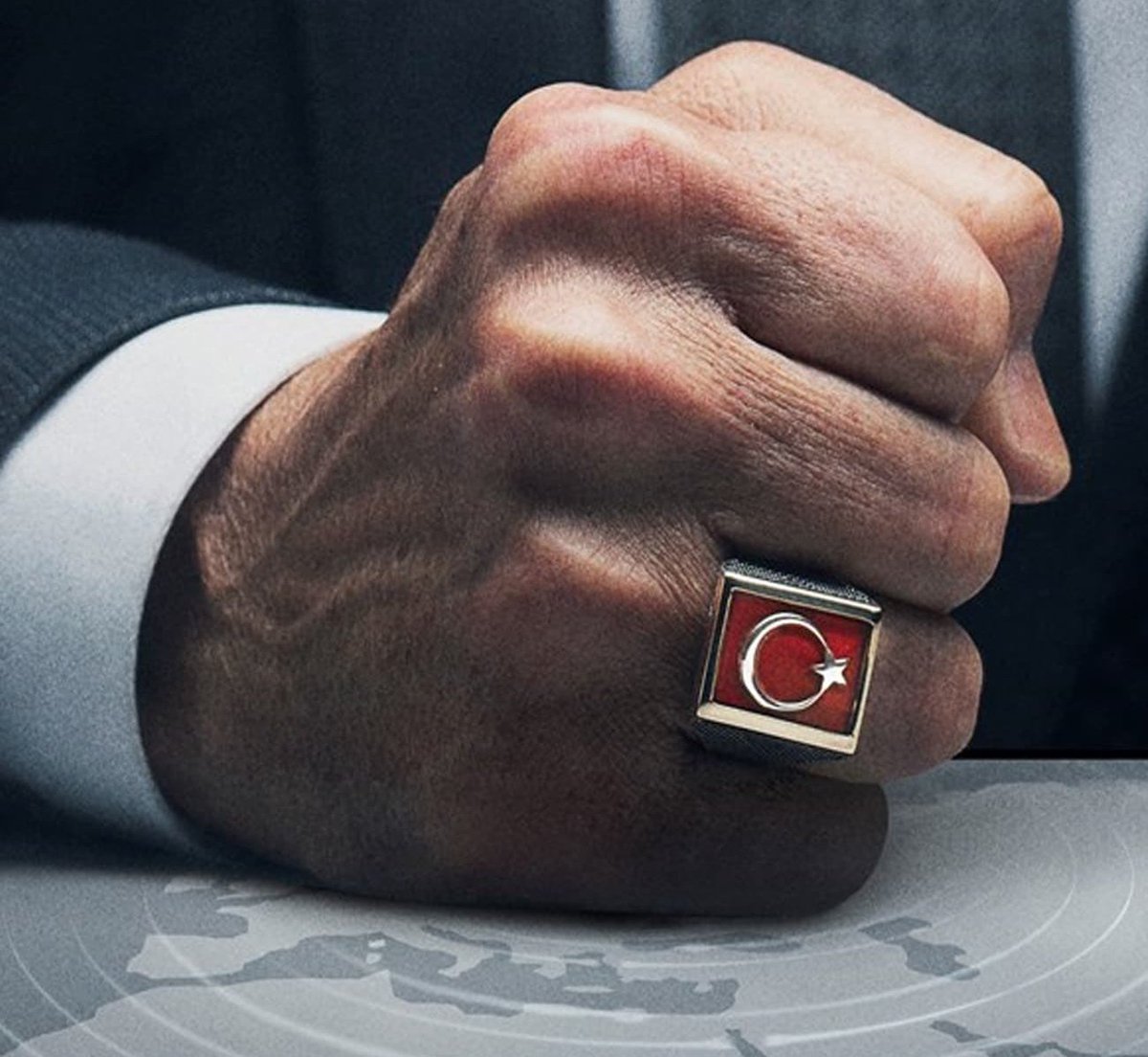 mediaadami's tweet image. —Bu devletin bir gün geri döneceğine ve dünyaya nizâm getireceğine inanan, büyük gören, büyük düşünen, ufku geniş ecdadına layık tüm hâkiki vatan severlere,

-Hayırlı Sabahlar diliyorum.

#barış #sallandık #deprem #depremoldu Mısır&apos;da Kütahya #altın Bahçeli