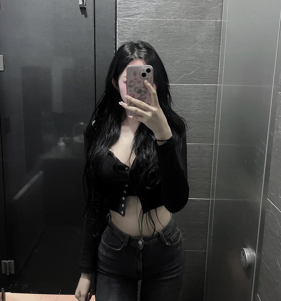 주말주인님구함  ㅋㅋ  어디없낭?
#섹트 #맘눌뎀  #여깨 #야상극 #암퇘지  #대전