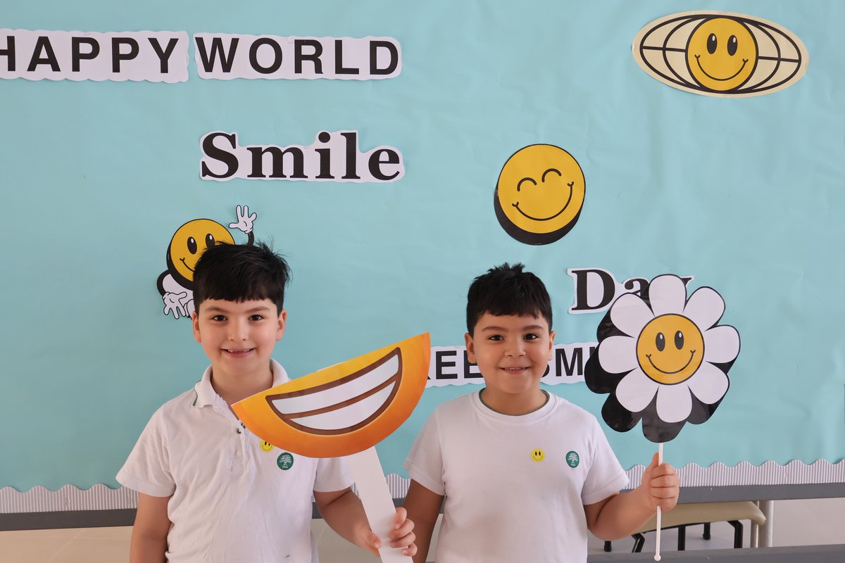 TeachinginDubai's tweet image. At The International School of Choueifat - Ras Al Khaimah, nothing shines brighter than our students’ smiles! 😊
  #worldsmileday😊 #sabis #ISCRAK