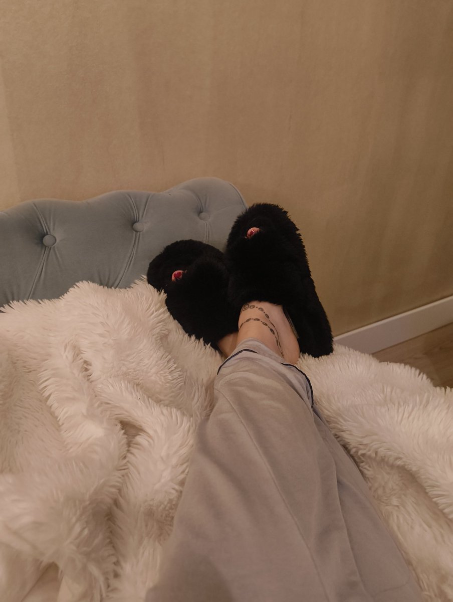 Goodmorning worthless pigs,

Drool behind your screen or proof your obedience with a tribute and DM. 
Maybe I will notice you and you can see more of my precious feet. 🦶🏻💸

Femdom findomusa dominatrix footfetish owner dominatrix humanatm paypig cashcow feet fur