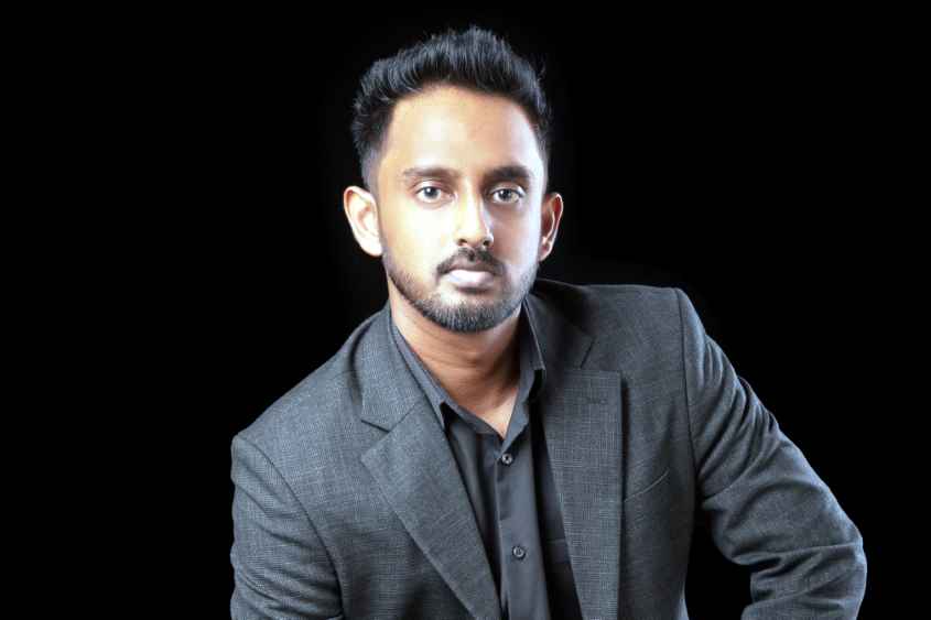 lbnbusinessnews's tweet image. Fcode Labs Appoints Pamaljith Harshapriya as the Chief Operating Officer
lankabusinessnews.com/fcode-labs-app…
#FcodeLabs #PamaljithHarshapriya #ChiefOperatingOfficer