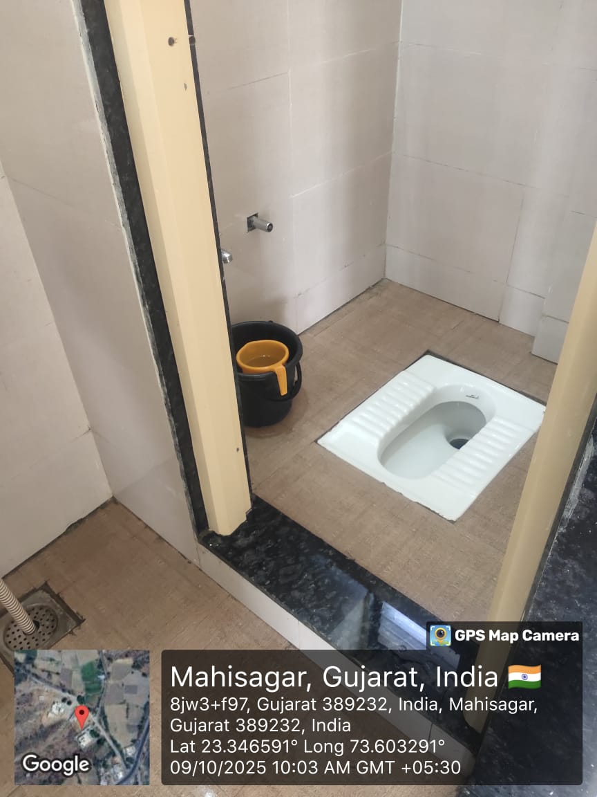 GSRTCDCGodhra's tweet image. બાકોર બસ સ્ટેન્ડ સફાઈ, લુણાવાડા, મહીસાગર. @CMOGuj @sanghaviharsh @OfficialGsrtc #SwachhataHiSeva2025 
#SwachhBharat 
#swachatahiseva 
#NirmalBharat 
#Nirmalgujarat 
#SHS2025