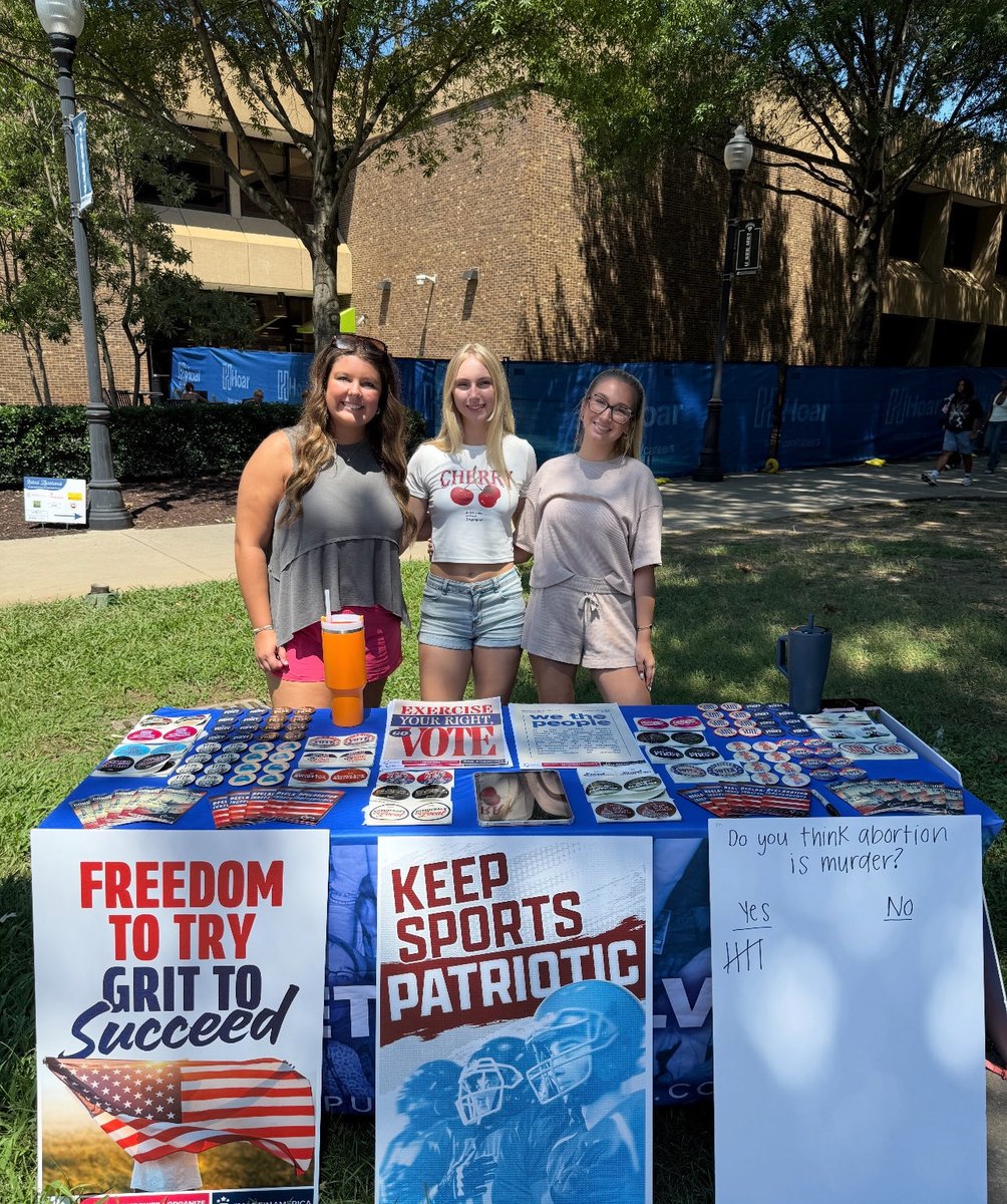 Turning Point USA at UT Chattanooga tweet media