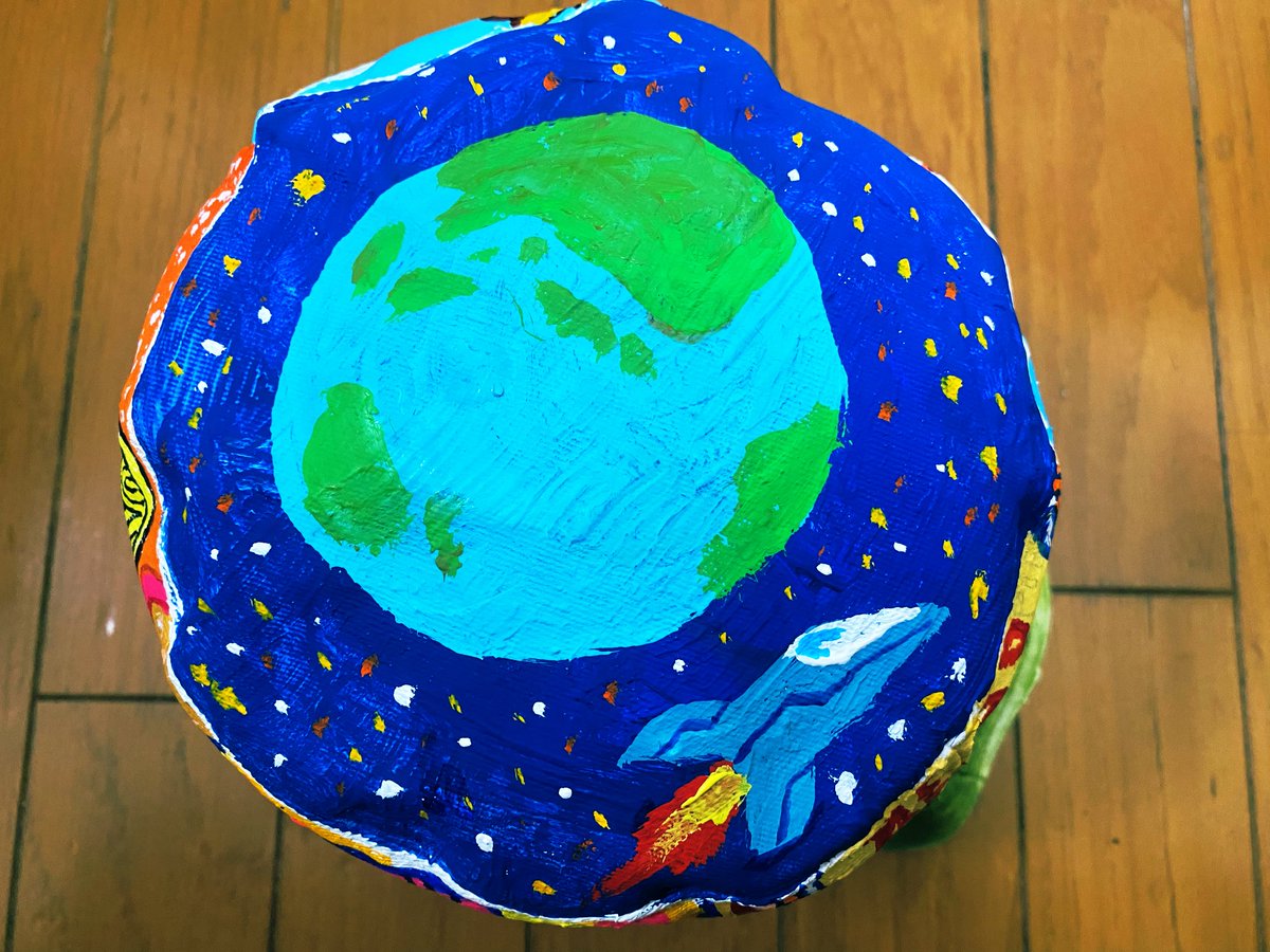 9時間かかったwwwww
みんなにムラトミギャラリー楽しんでもらえるように帽子を描いた🌏