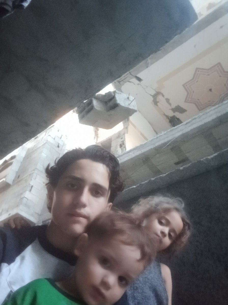 I woke up today hoping we'd find someone to help us with donations to cover our food and drink needs and help me with my studies.

But nothing has arrived yet.

Donations are slow.

I hope we find someone to stand by us.🙏gofund.me/763c33f8