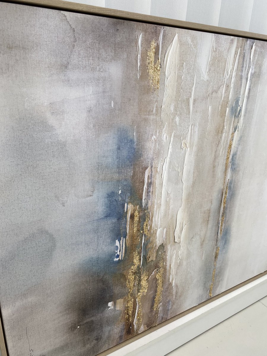 virginiaesber's tweet image. ¡Nuevo!🆕 Cuadros de 120x80cm con muchos matices, texturas, toques dorados  y diferentes tonalidades de color azul. Decora las paredes y crea espacios bonitos #Arte #Cuadros #jueves  #DecoramosParaTÍ💙