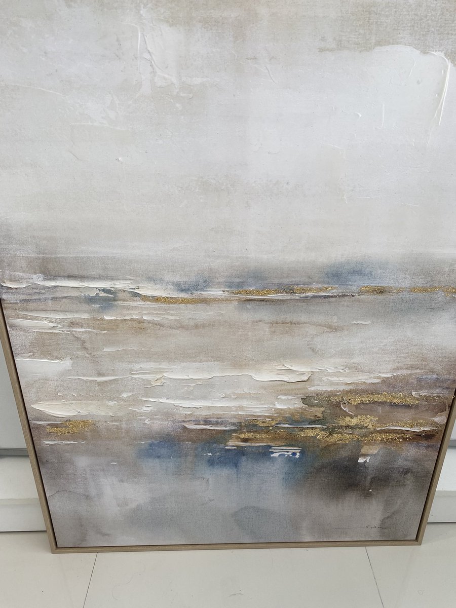 virginiaesber's tweet image. ¡Nuevo!🆕 Cuadros de 120x80cm con muchos matices, texturas, toques dorados  y diferentes tonalidades de color azul. Decora las paredes y crea espacios bonitos #Arte #Cuadros #jueves  #DecoramosParaTÍ💙