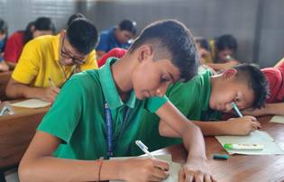 PIB_India's tweet photo. #NationalPostalWeek : Inspiring Young Minds through Philately
Championing the significance of philately, the Department of Posts has launched several initiatives to nurture interest among young people and the general public. These include workshops, competitions, and scholarship programs designed to promote philately as a lifelong hobby and educational resource
Read here: https://t.co/pcKBjpINDo