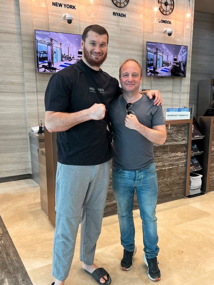 DannyBoyFrost's tweet image. Arslan Makhmudov is a proper unit! It was tip toe o’clock for me 😩 #AllenMakhmudov