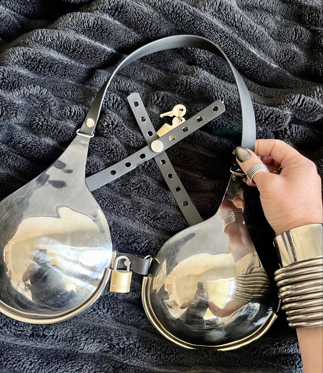 My new beauty. 
OMG I love it! 🥰🖤🔐

<a href="/FancysteelCB/">Fancy Steel</a>