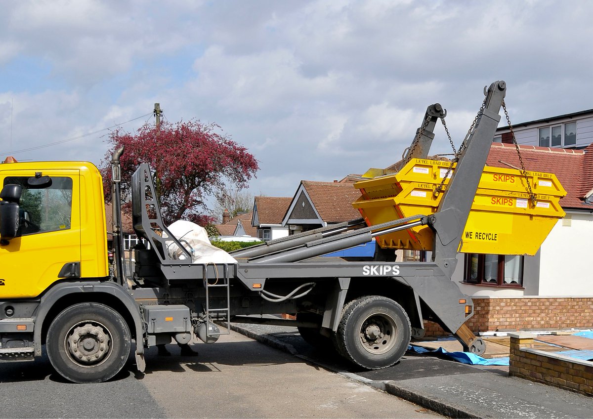 skipinworcester's tweet image. 📌 Essential Guide: What to Know Before Hiring a Skip in the UK 📌

👉 Skip sizes
👉 Costs &amp;amp; prices
👉 Rules &amp;amp; waste disposal
👉 Value tips

Make the most of your skip hire! ♻️🛠️

Find more: facebook.com/photo/?fbid=12…

#SkipHire #UKProjects #WasteManagement