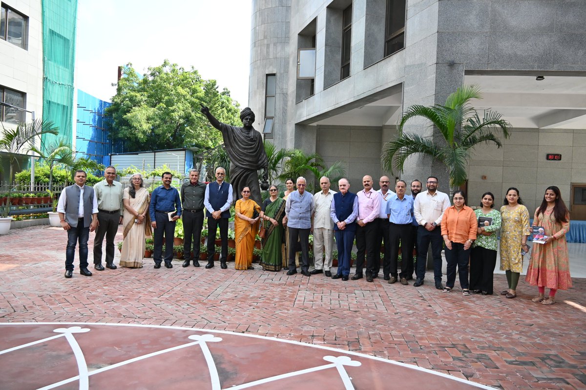 VIF India (@vifindia) on Twitter photo Glimpses from an inspiring talk by Sh Prakash Singh <a href="/singh_prakash/">Prakash Singh</a>  on his life story "Unforgettable Chapters: Memoirs of a Top Cop". With a distinguished career spanning 35 years, many a times under fire, his dedication to public service led him to file a landmark public Glimpses from an inspiring talk by Sh Prakash Singh <a href="/singh_prakash/">Prakash Singh</a>  on his life story "Unforgettable Chapters: Memoirs of a Top Cop". With a distinguished career spanning 35 years, many a times under fire, his dedication to public service led him to file a landmark public
