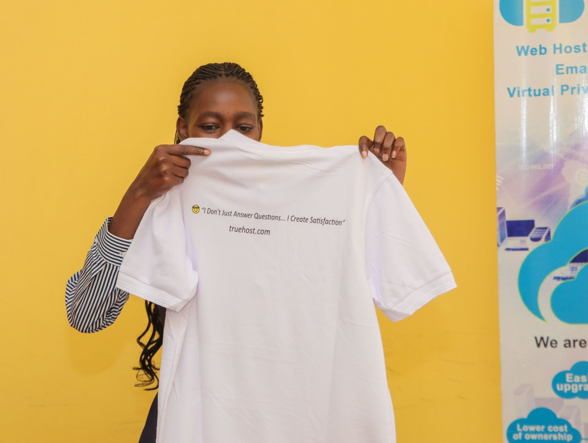 truehostcloud's tweet image. Here’s a snapshot of how we celebrated Customer Service Week! 🎊

From smiles to surprises, it was all about appreciating the amazing team that keeps our customers happy every day! 🙌

Moments like these remind us that great service starts with a great team. 

#CSWeek2025