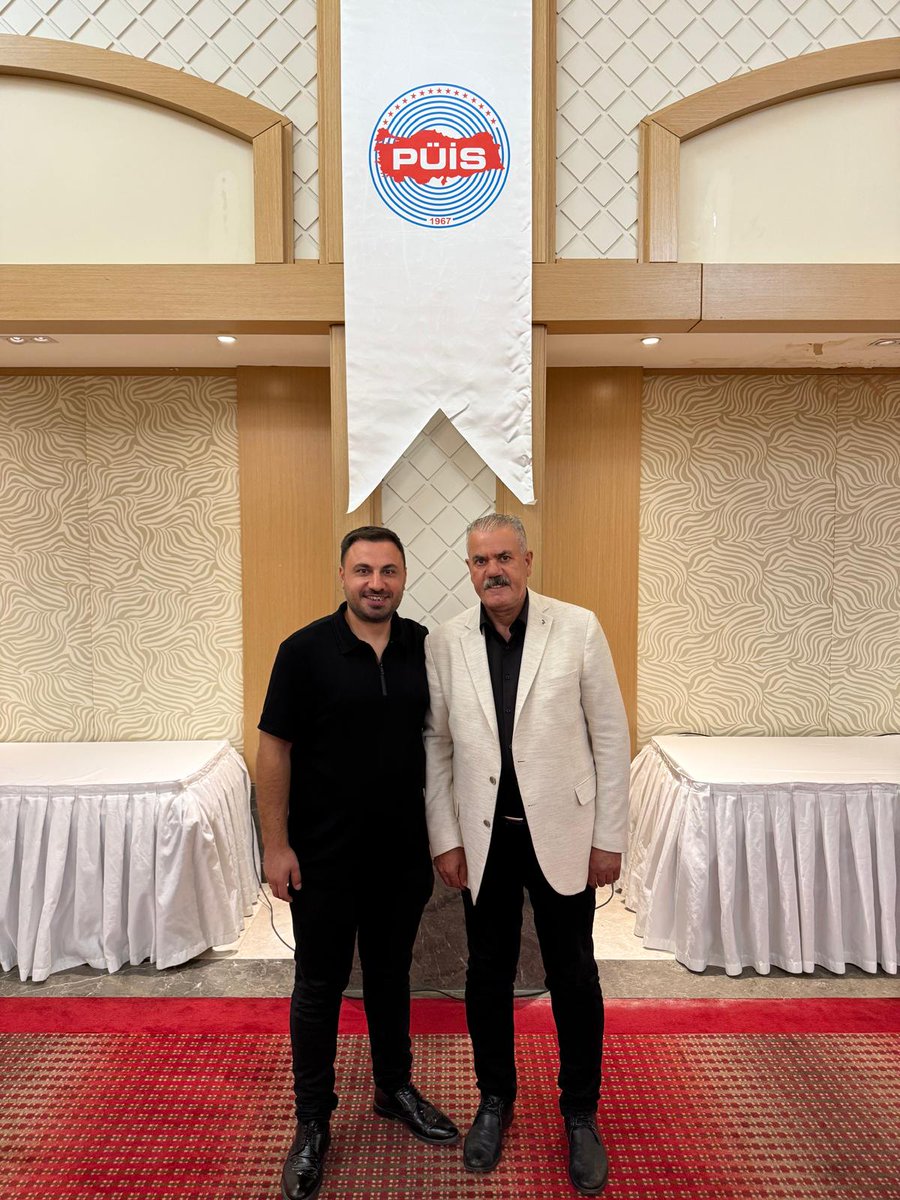 Ankara'da PÜİS in 22.Genel kurul toplantısına katıldık Petrol Ürünleri İşverenler Sendikası (PÜİS) Genel Başkanlığına yeniden seçilen  İmran Okumuş ve yönetimine başarılar dilerim.