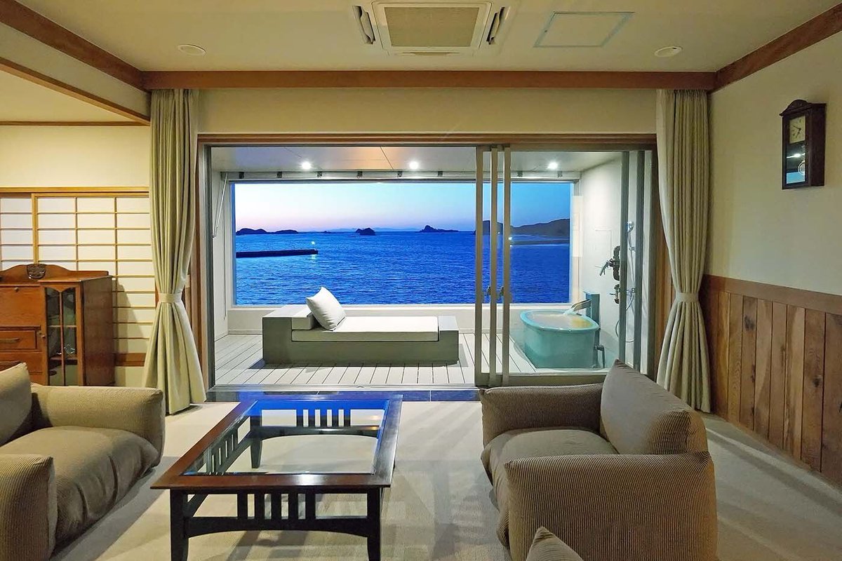 Iki Retreat by Onko Chishin embodies quiet luxury and cultural renewal through refined design, local craft, and oceanfront serenity... we-heart.com/2025/10/09/iki…