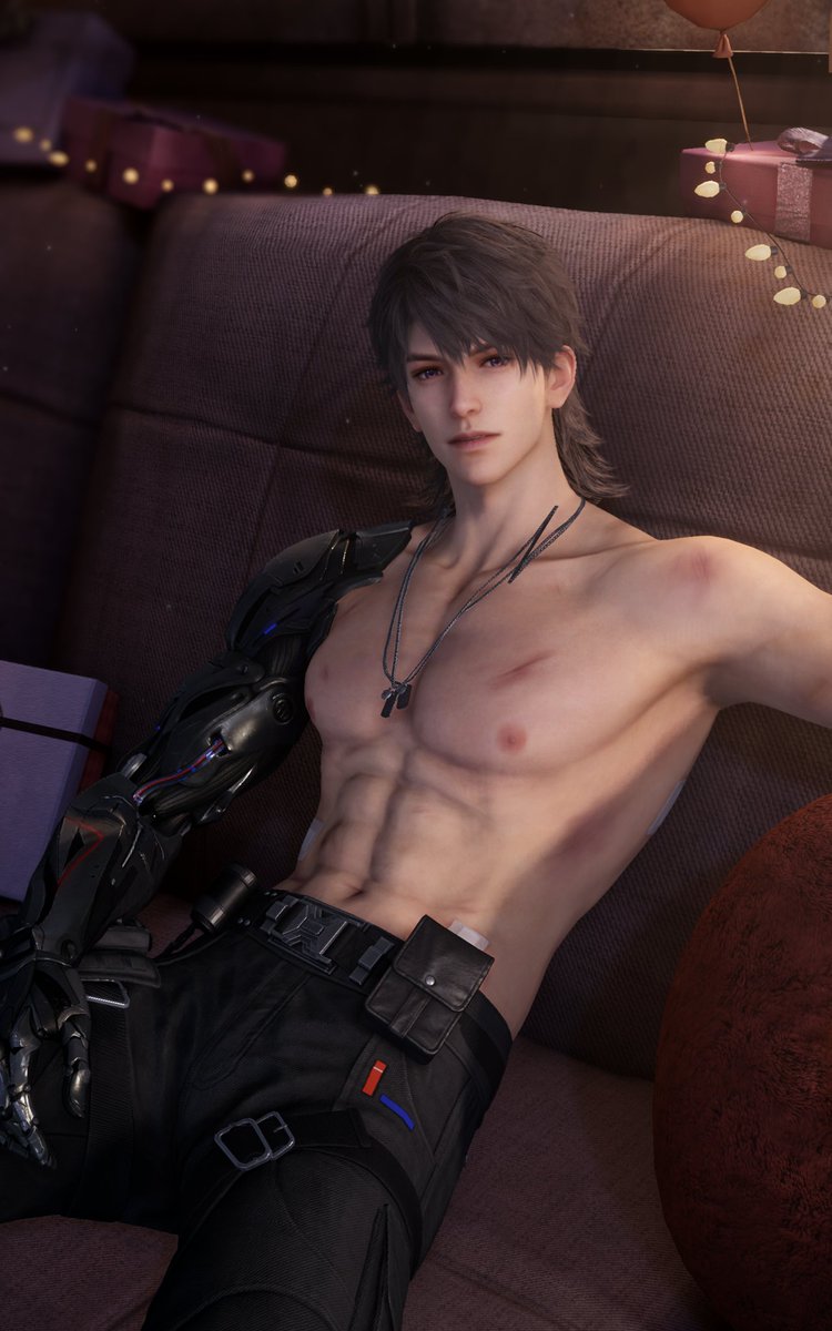 BITES FIST😩😩😩