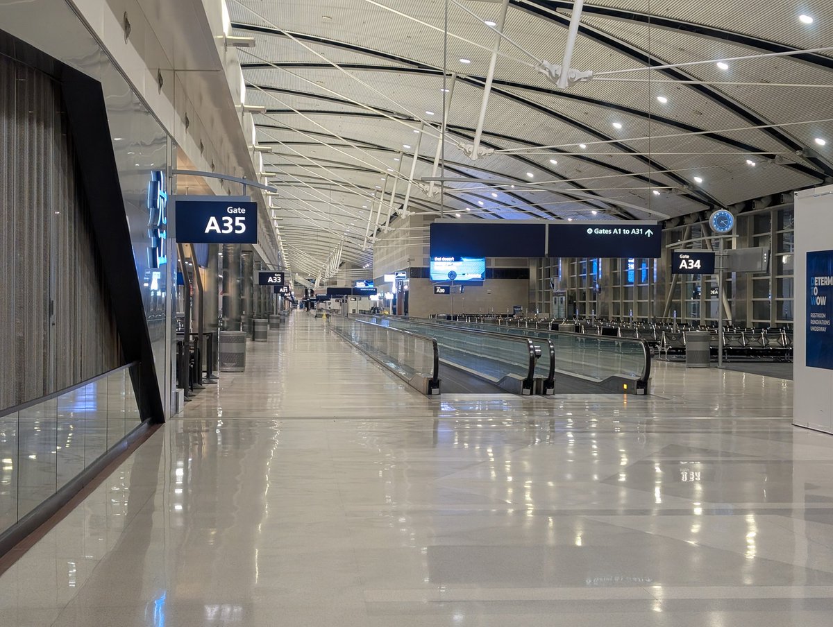 RezAdventure's tweet photo. I honestly can't remember the last time I was bored. An advantage of being an autistic introvert is my mind is always occupied with something to think about. I enjoy solitude, and sometimes I find it in places I don't expect.

Detroit Metropolitan Wayne County Airport https://t.co/PxLpXDo2Do