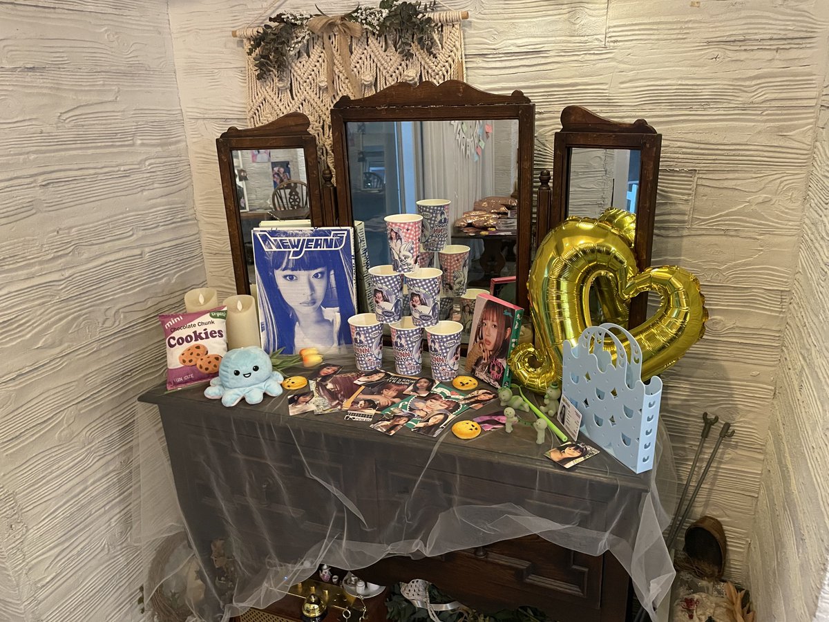DearsnowHanni's tweet photo. Hanni's Birthday Cafe
🍪 내가 만든 쿠키 🍪
종료했습니다！
와주신 여러분께 감사드립니다🐇
첫 카페 개최에서 미흡한 점이 많이 있었다고 생각합니다만, 여러분이 즐거웠다고 느껴주셨다면 매우 기쁩니다！
그리고 무엇보다 하니짱가 기뻐해 주면 매우 기쁩니다...
#하니 #Hanni
#내가_만든_쿠키 https://t.co/MTBGaJhN0d