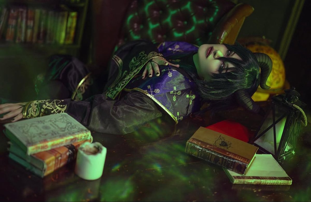 #フォロワー1万以下の神コスプレイヤー発掘したい

#黒執事 #ツイステ #cosplay