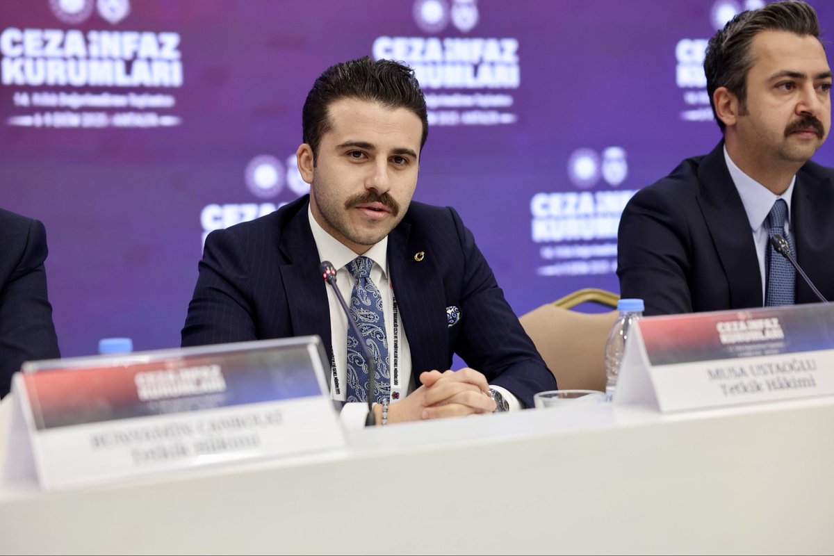 MusaUstaoglu's tweet image. Ceza İnfaz Kurumları 14. Yıllık Değerlendirme Toplantısı

Ceza infaz kurumları 14. Yıllık Değerlendirme Toplantımızı, Sayın Bakan Yardımcımızın, Sayın Genel Müdürümüzün, Genel Müdürlüğümüzün değerli birim amirleri ile kıymetli kurum müdürlerimizin katılımlarıyla gerçekleştirdik.…