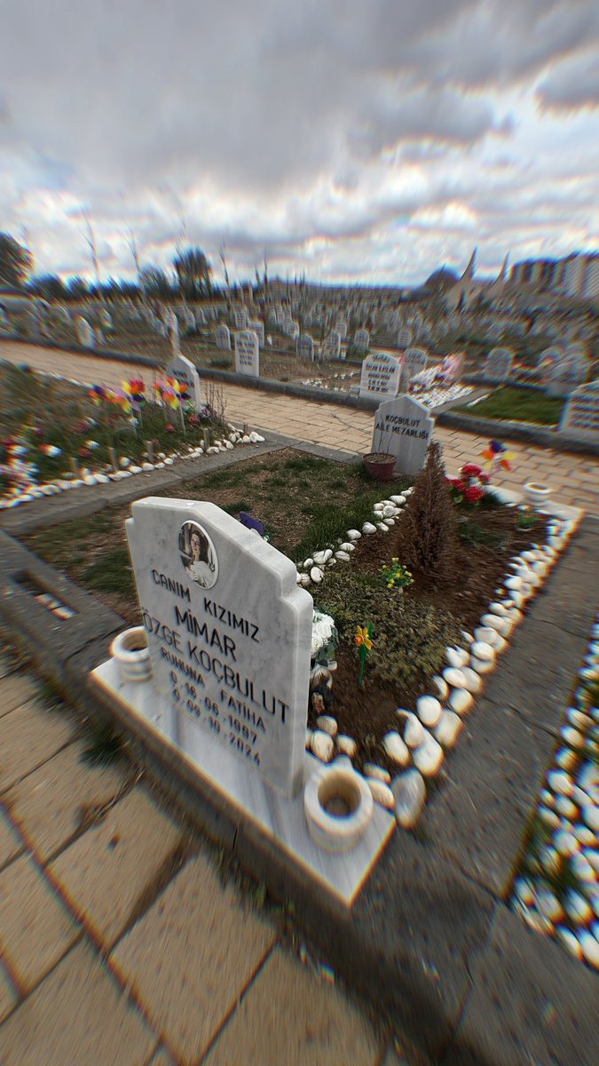 Merveyerl's tweet photo. Acın ilk gün ki gibi .. https://t.co/S1b5cpn44i