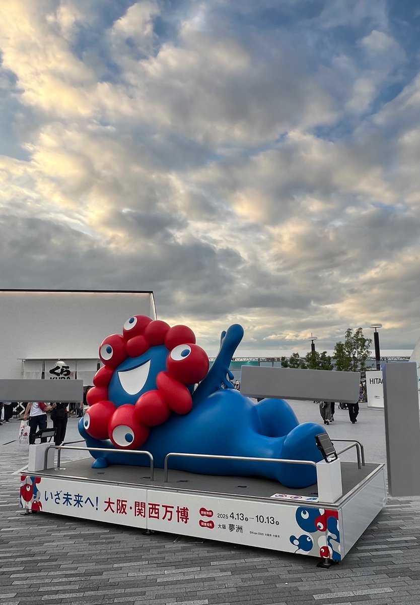 koikano_hsakina's tweet image. 先日ラスト万博に行ってきました🌏
楽しい半年間だった〜✨

そして、9月は誕生日月でした🎂
おめでとうをありがとう！

今年の誕生日は当日を挟んだ4日間ほど高熱で何もできなかったです😂悲しい😂

また一つ歳を重ねて、もっと軽やかに過ごしていきたいな🌷

#レンタル彼女 #コイカノ関西