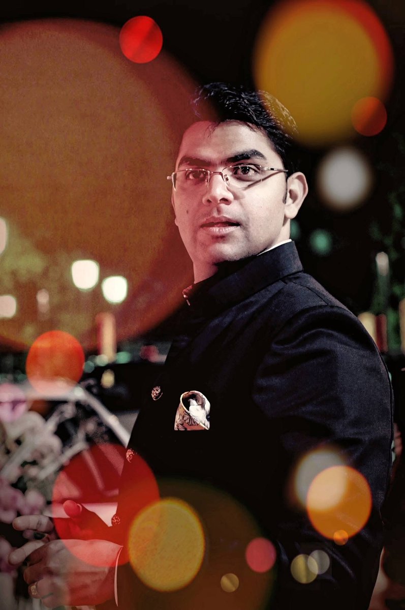 सांसद श्री हरीश जी मीणा के सुपुत्र श्री हनुमंत मीणा के आकस्मिक निधन का समाचार अत्यंत दुःखद है। 
शोकाकुल परिवार के प्रति गहरी संवेदनाएँ व्यक्त करता हूँ।

ईश्वर से प्रार्थना है कि दिवंगत आत्मा को शांति एवं परिवारजनों को इस असहनीय दु:ख को सहन करने की शक्ति प्रदान करें।
ॐ शांति