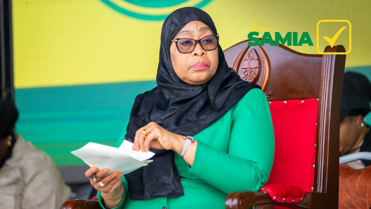 Nikiwa njiani kuelekea Mkoa wa Mara, nimesimama kuwasalimu na kuzungumza na wananchi wa Lamadi. Ninawashukuru sana kwa kujitokeza kwa wingi njiani, kwa upendo, dua, sala na baraka.