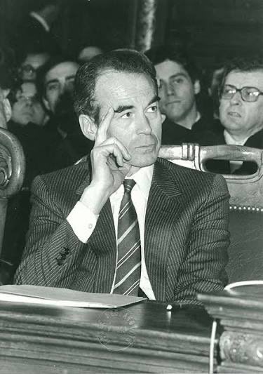 BourdeauNews's tweet photo. 🇫🇷🏛️ Robert Badinter a-t-il ouvert la voie au laxisme judiciaire ? https://t.co/kg7EWIwa8r