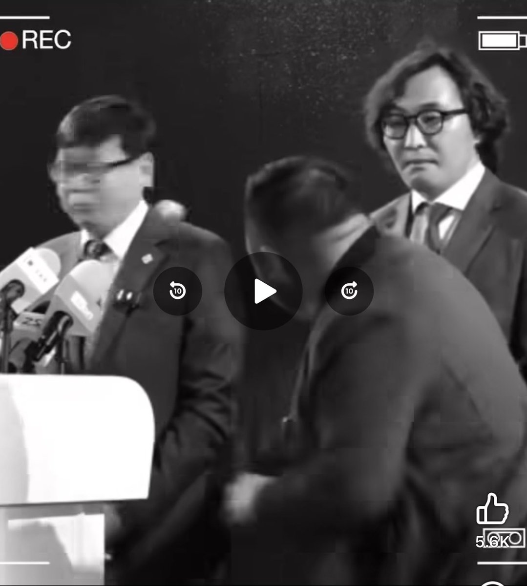 Тухайн үед муу 5Ж-д их л зэвүү хүрч байлаа. Харин өнөөдрийн өнцгөөс харахад энэ муу муураа нуусан хумс өндөг шидүүлж байхдаа таарсан, төрөөс хол бвал зохилтой *СААД* юм гэдгийг бүрнээ ухамсарлаж бна