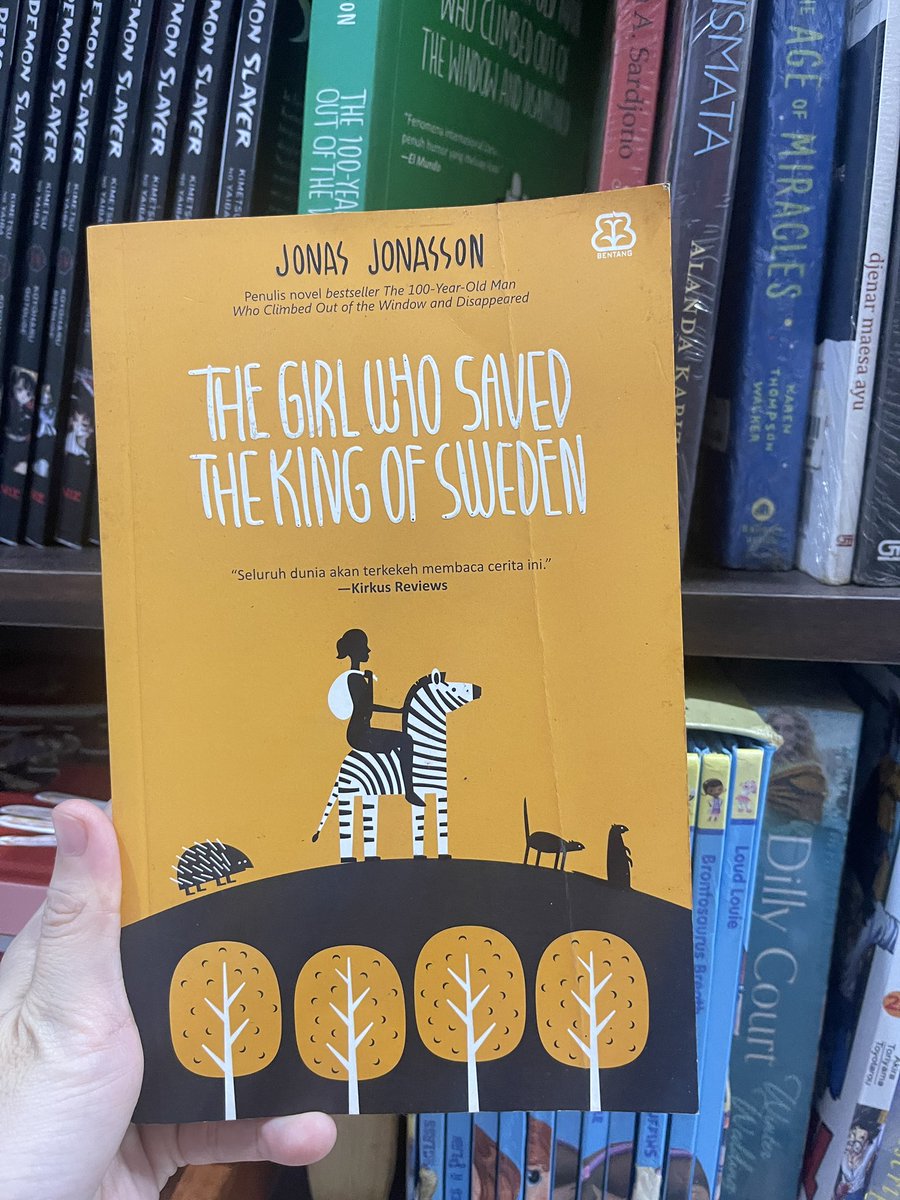 ameiwang's tweet photo. Jonas Jonasson - The Girl Who Saved the Kibg of Sweden

Terjemahan
50rb
Bekas https://t.co/IDjGvi4BHU