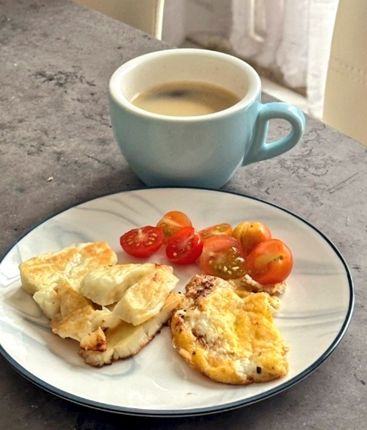 itzsamia_'s tweet image. A happy day begins with a tasty breakfast ✨💛